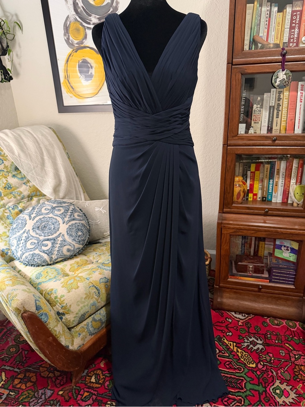 Watters & Watters Navy Chiffon Ruched V Neck Formal Gown Size 6